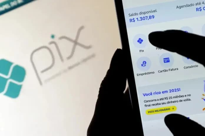 Banco Central encerra teto fixo de R$ 500 para transações com Pix por aproximação